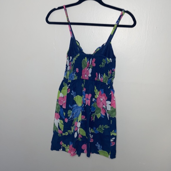 🎱Hollister floral dress! - Picture 7 of 7